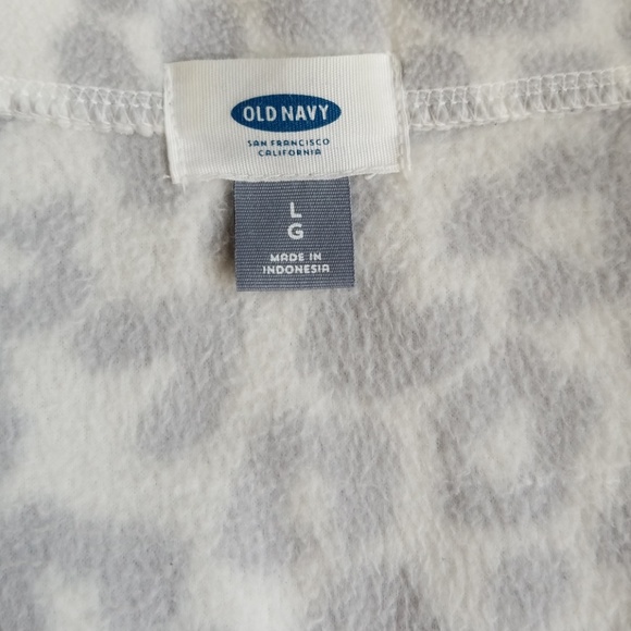 Old Navy Large Cheetah Print Fleece Pullover EUC - Picture 3 of 5